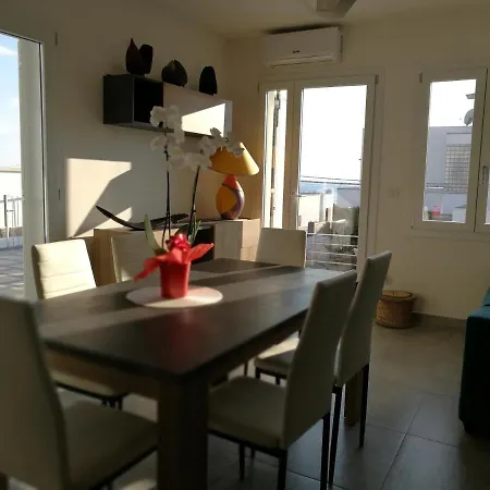 Casa Orlando,una Finestra Sul Jonio,il Piacere Di Ospitare Nel Salento. Apartment *